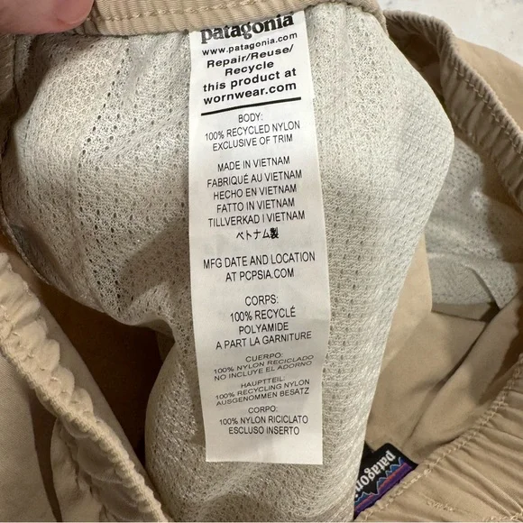 Patagonia Women's M  2.5" Barely Baggies Nylon Shorts Oar Tan Pockets Recycled - Picture 9 of 13